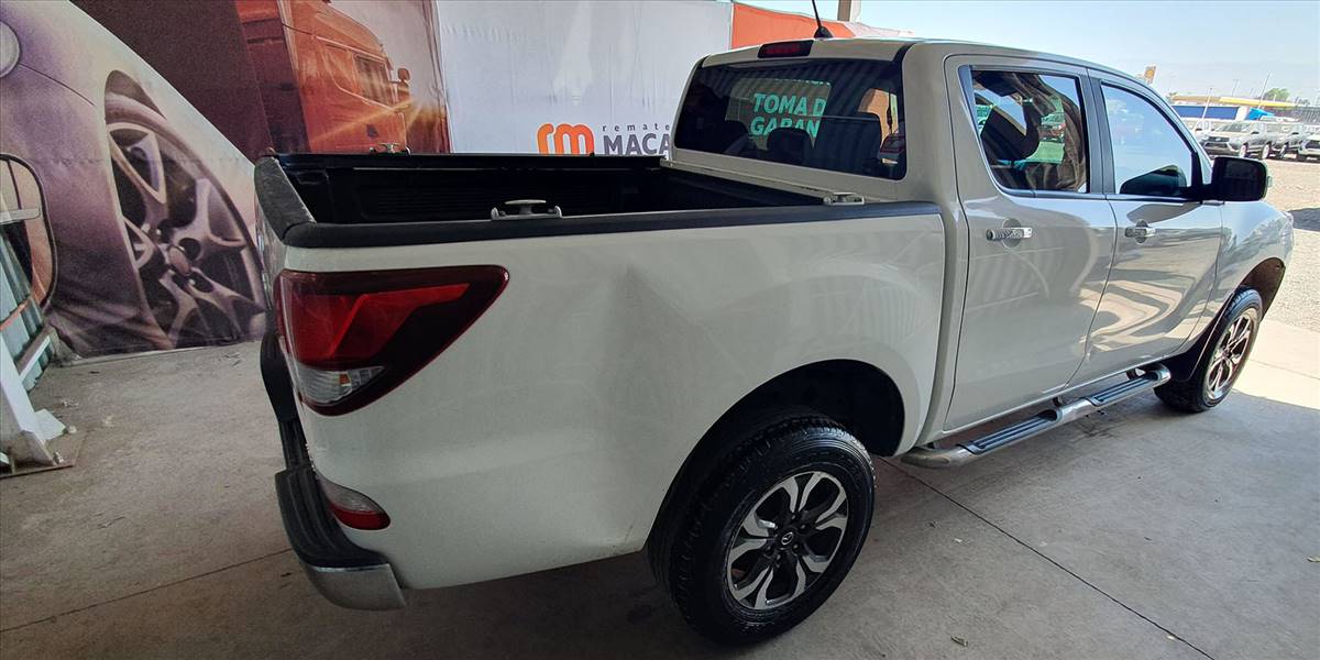 MAZDA BT 50 DCAB 4X4 2.2 - Imagen 14