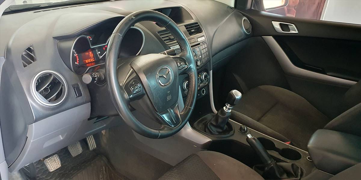 MAZDA BT 50 DCAB 4X4 2.2 - Imagen 24