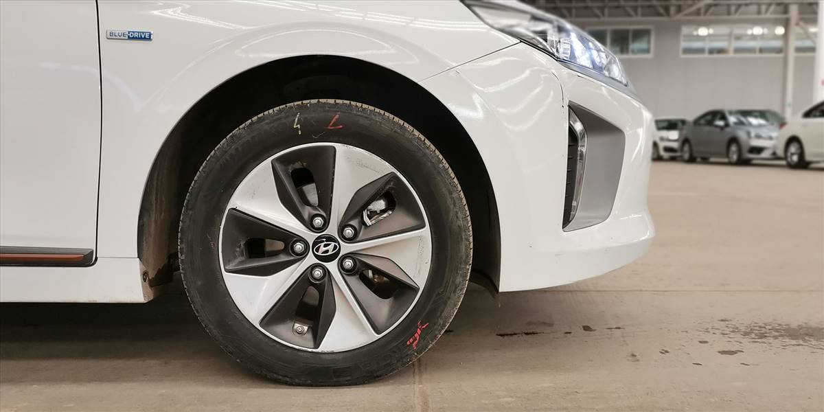 HYUNDAI IONIQ EV GLS - Imagen 41