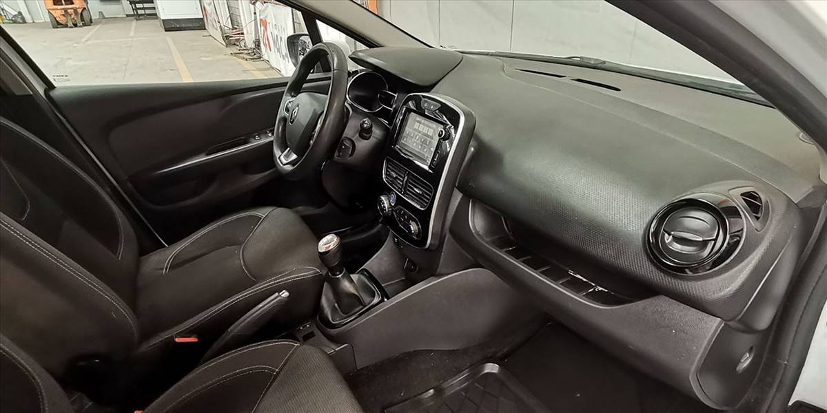 RENAULT CLIO IV HB 1.2 - Imagen 83