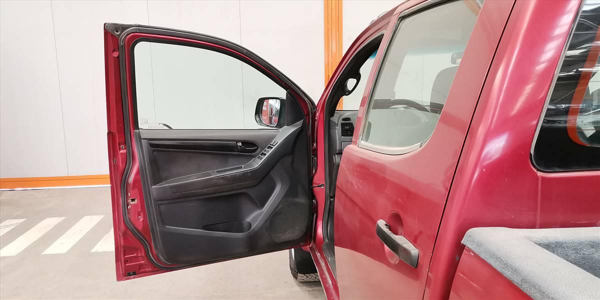 CHEVROLET NEW DMAX 4WD 2.5 - Imagen 55